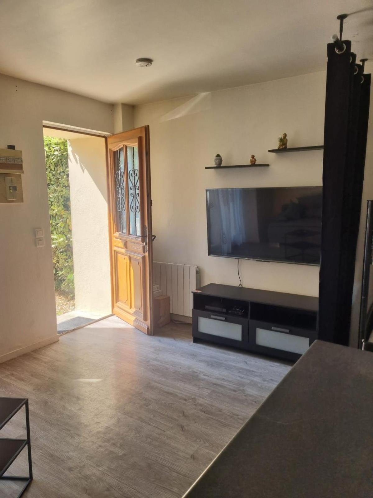 Studio A 2 Pas De Disneyland Esbly Экстерьер фото
